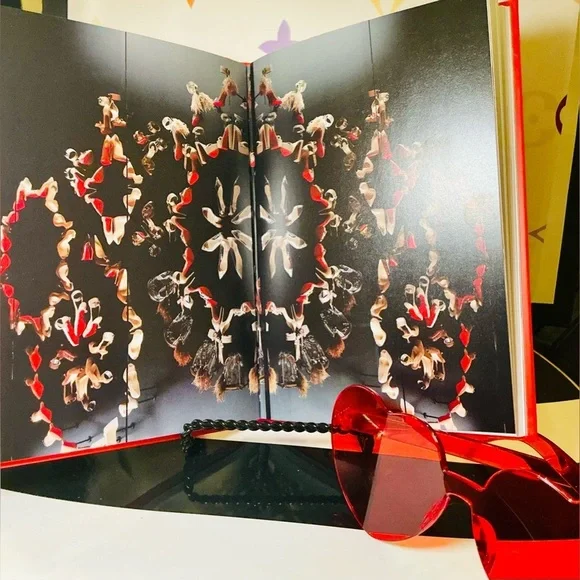 The Little Book Christian Louboutin Bundle New ๐ ๐
๐ฝ - Picture 4 of 16